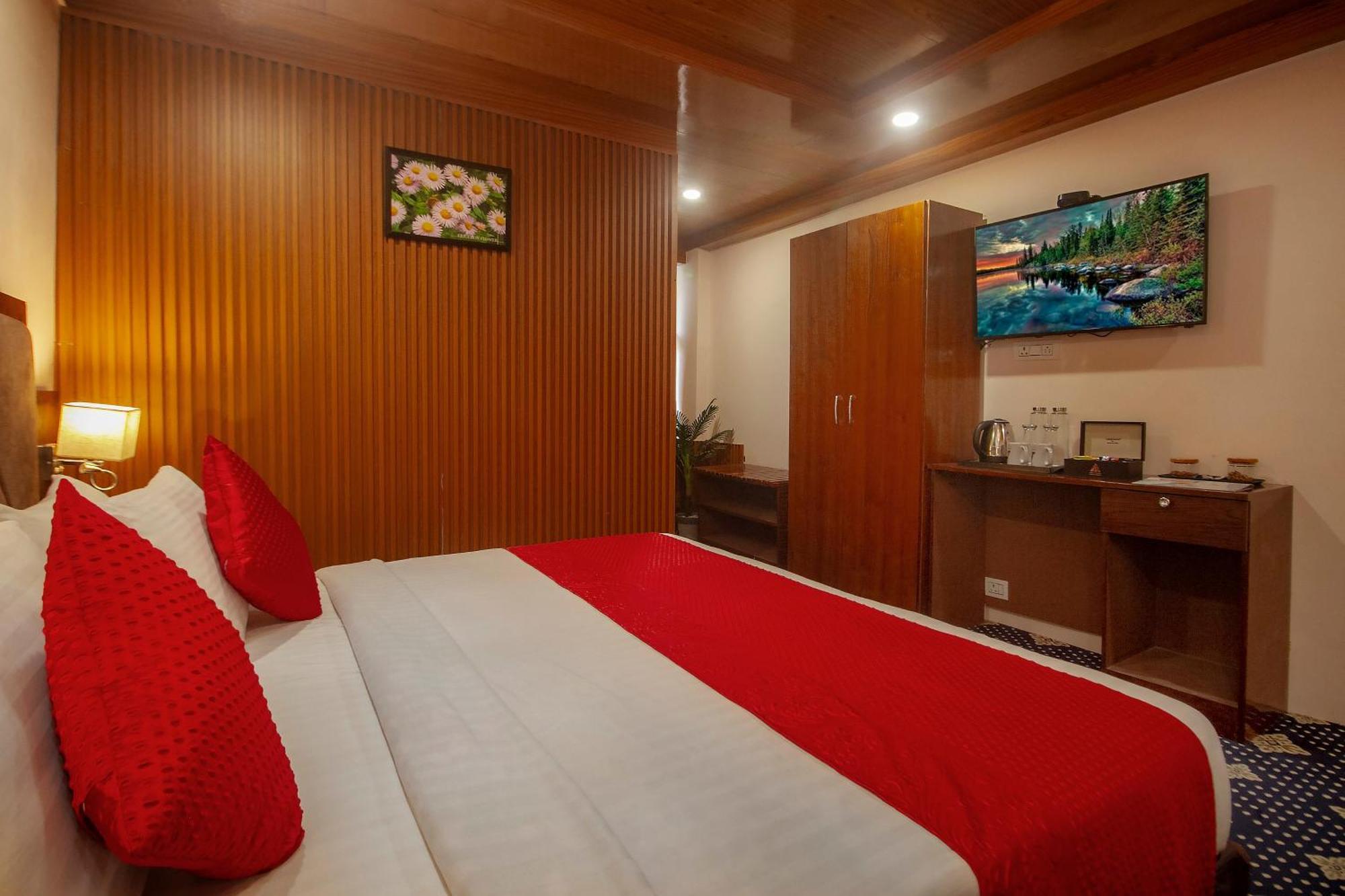 Amritara The Avadh Hotel Badrinath Eksteriør billede