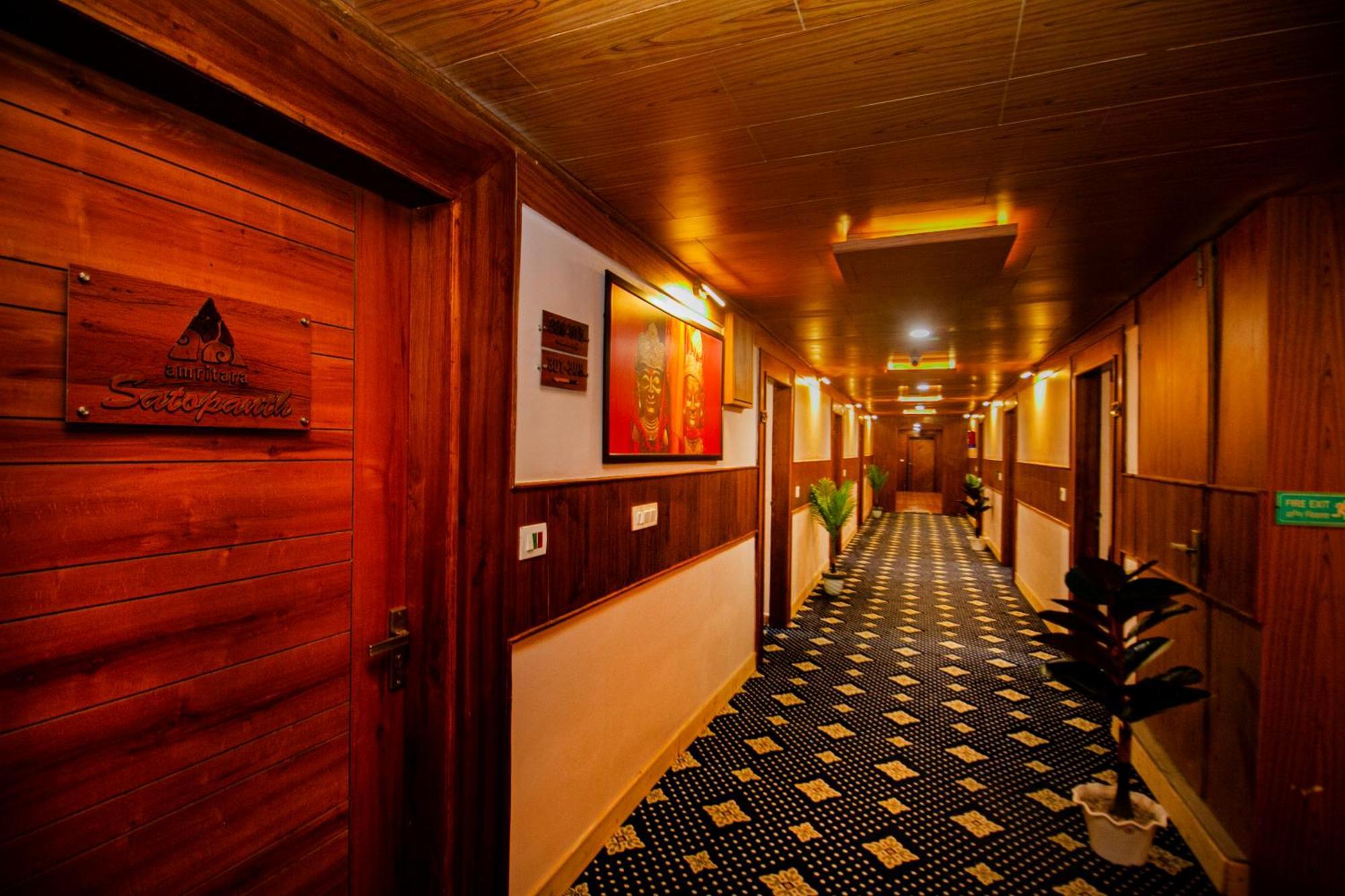 Amritara The Avadh Hotel Badrinath Eksteriør billede