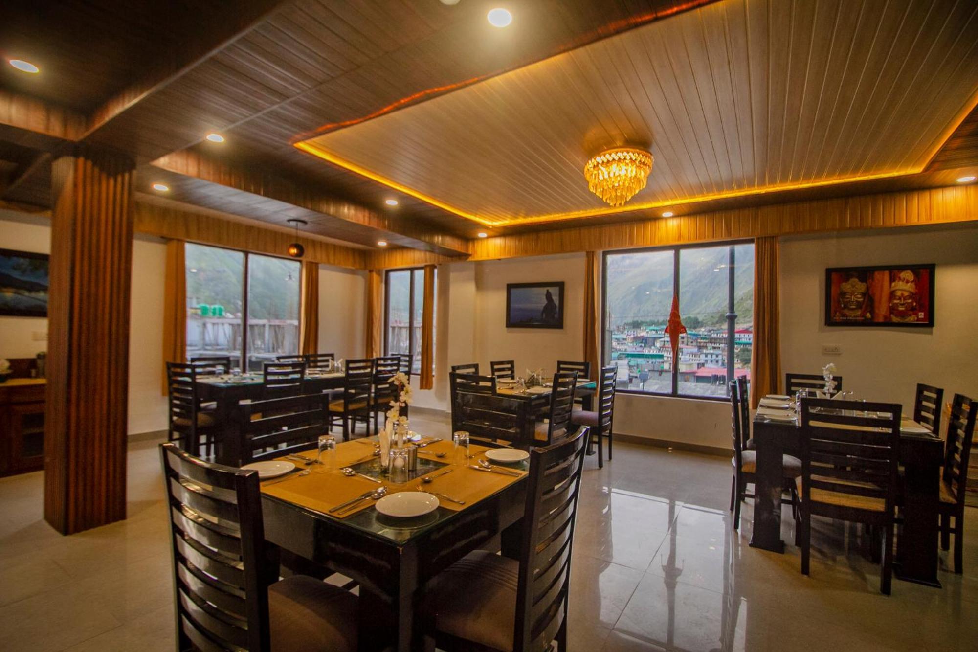 Amritara The Avadh Hotel Badrinath Eksteriør billede