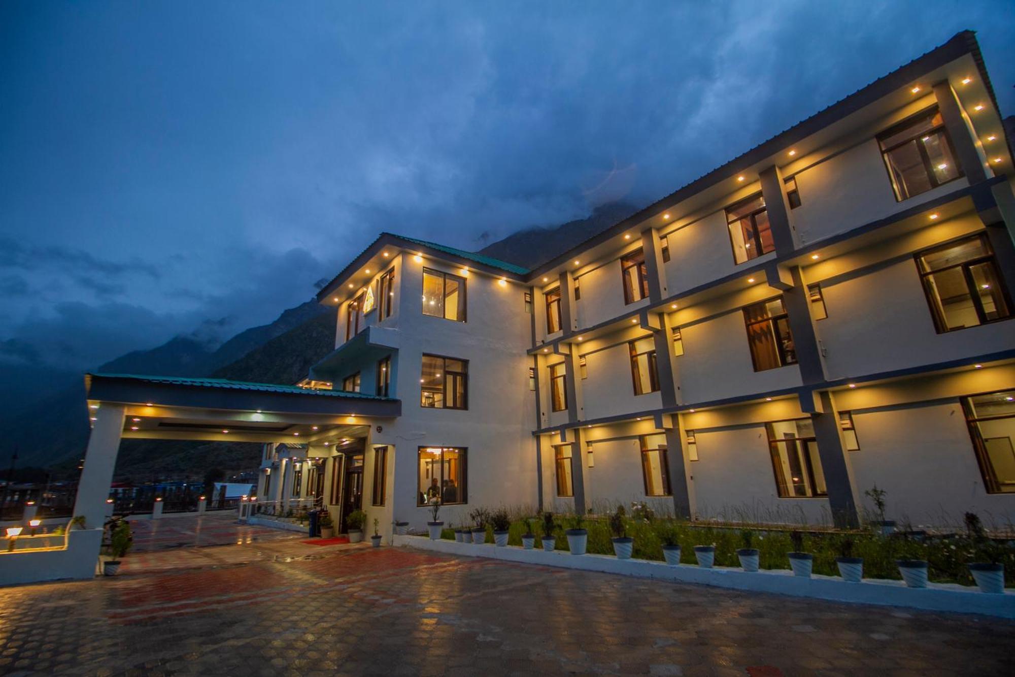 Amritara The Avadh Hotel Badrinath Eksteriør billede