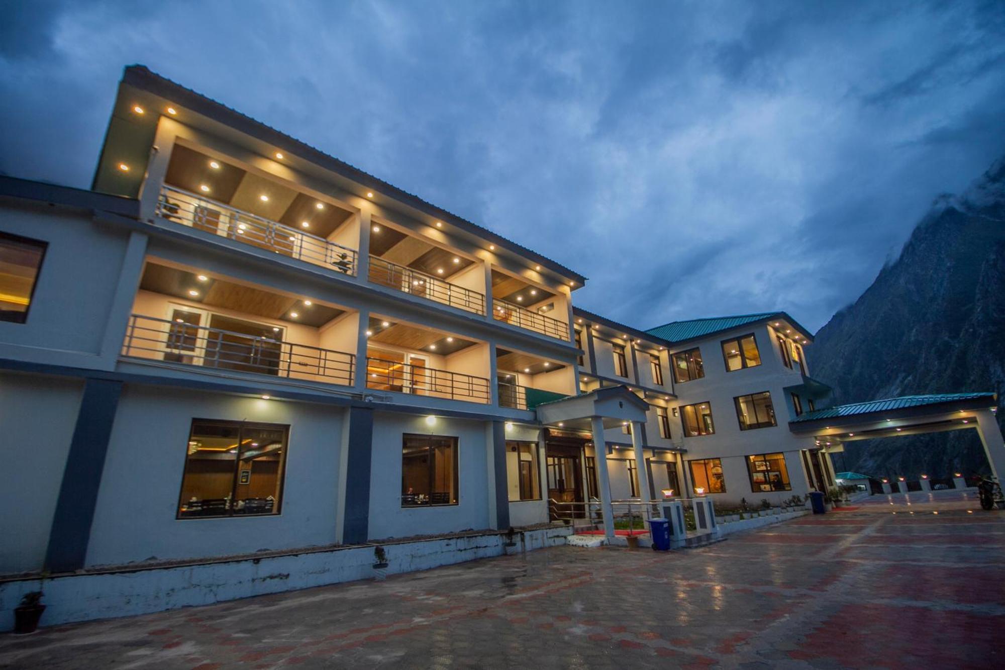 Amritara The Avadh Hotel Badrinath Eksteriør billede